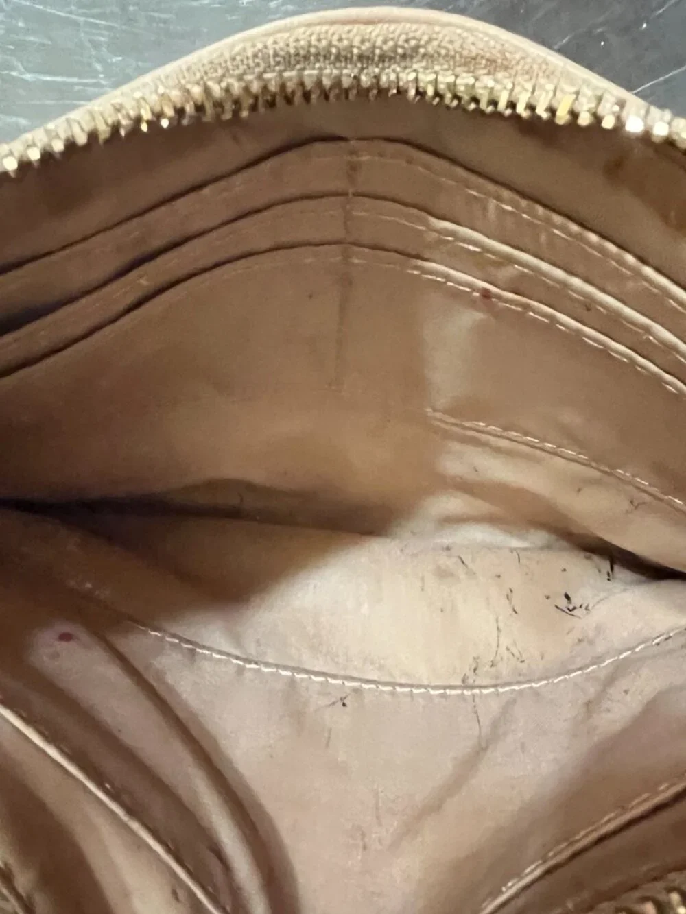 GUESS Los Angeles Beige Faux-Leather Wristlet Wallet Pouch